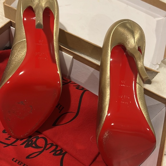 Christian Louboutin Heels worn once - Picture 2 of 4